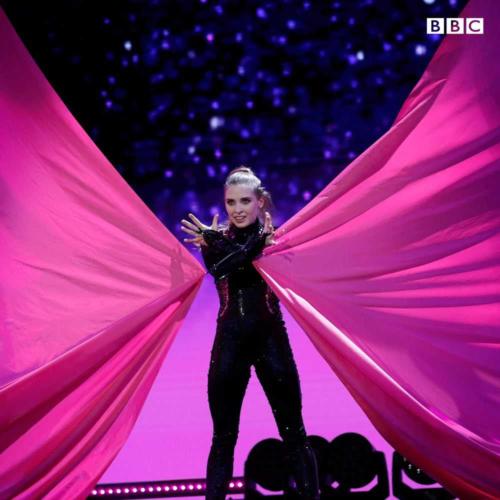 Hannah Martin performing on stage